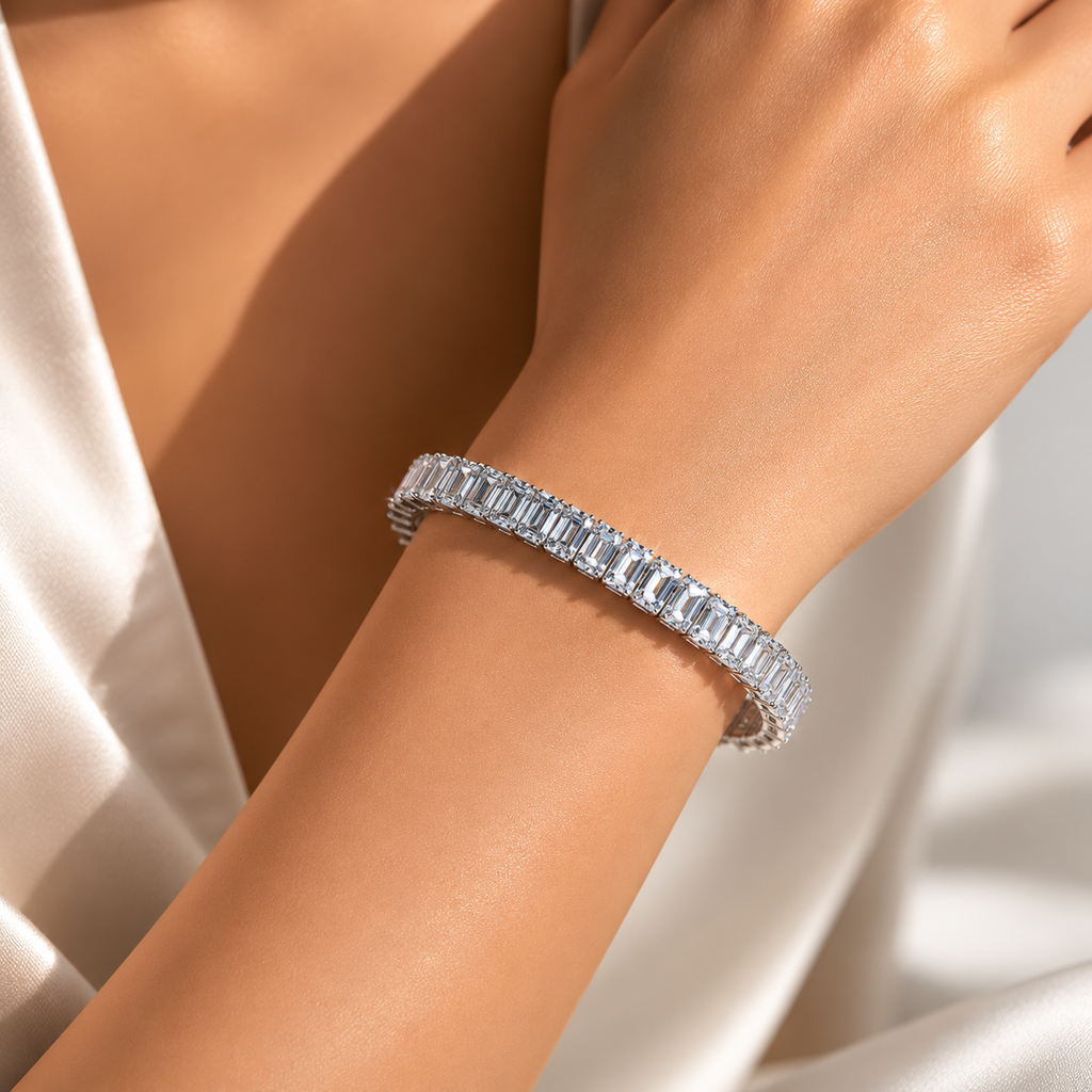 18K White Gold Emerald Diamond Eternity Bracelet(0.50ct each)