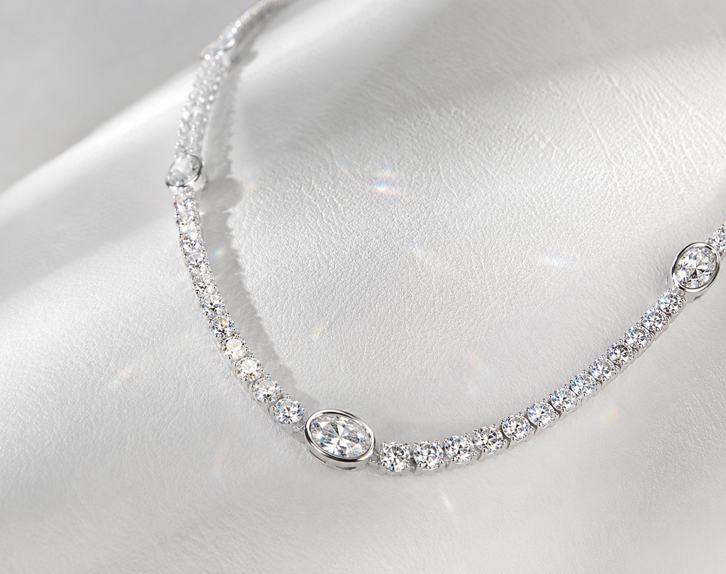 14K White Gold Oval Diamond Necklace