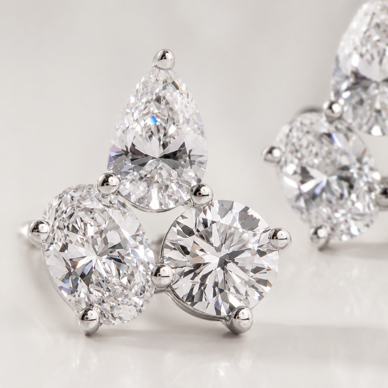 14K White Gold Round Diamond Stud Earrings