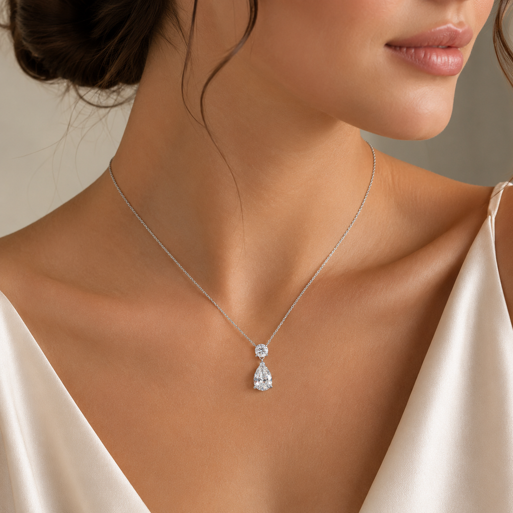 18K White Gold Pear Diamond Multi-Diamond Necklace