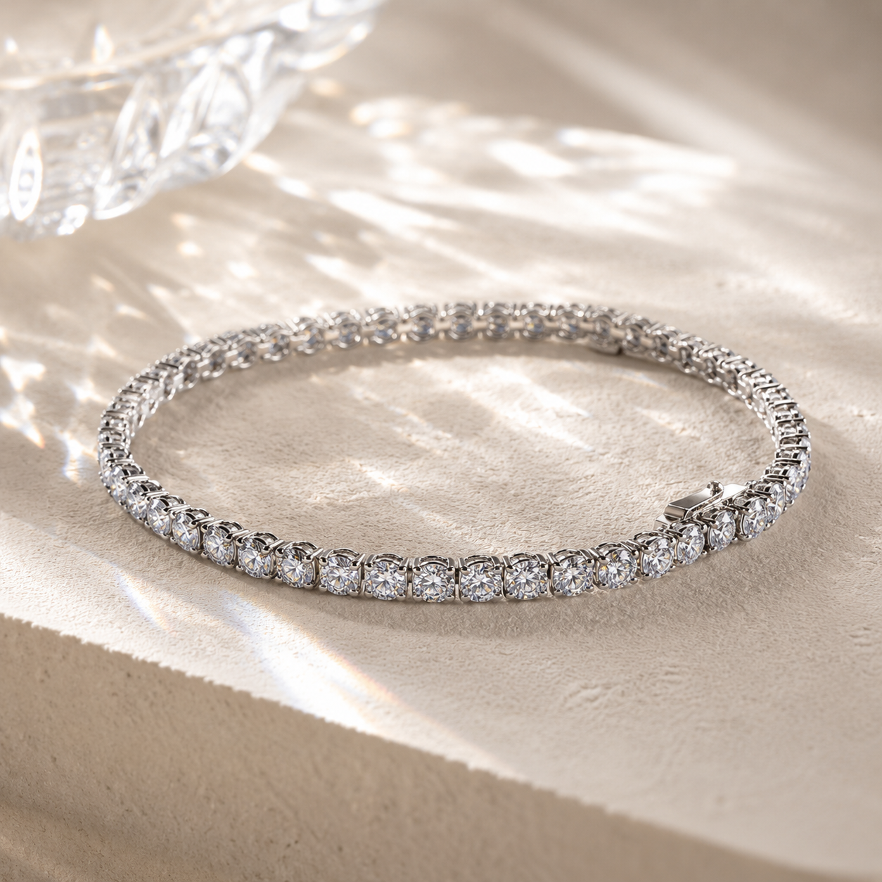18K White Gold Diamond Tennis Bracelet（(0.10ct each)）