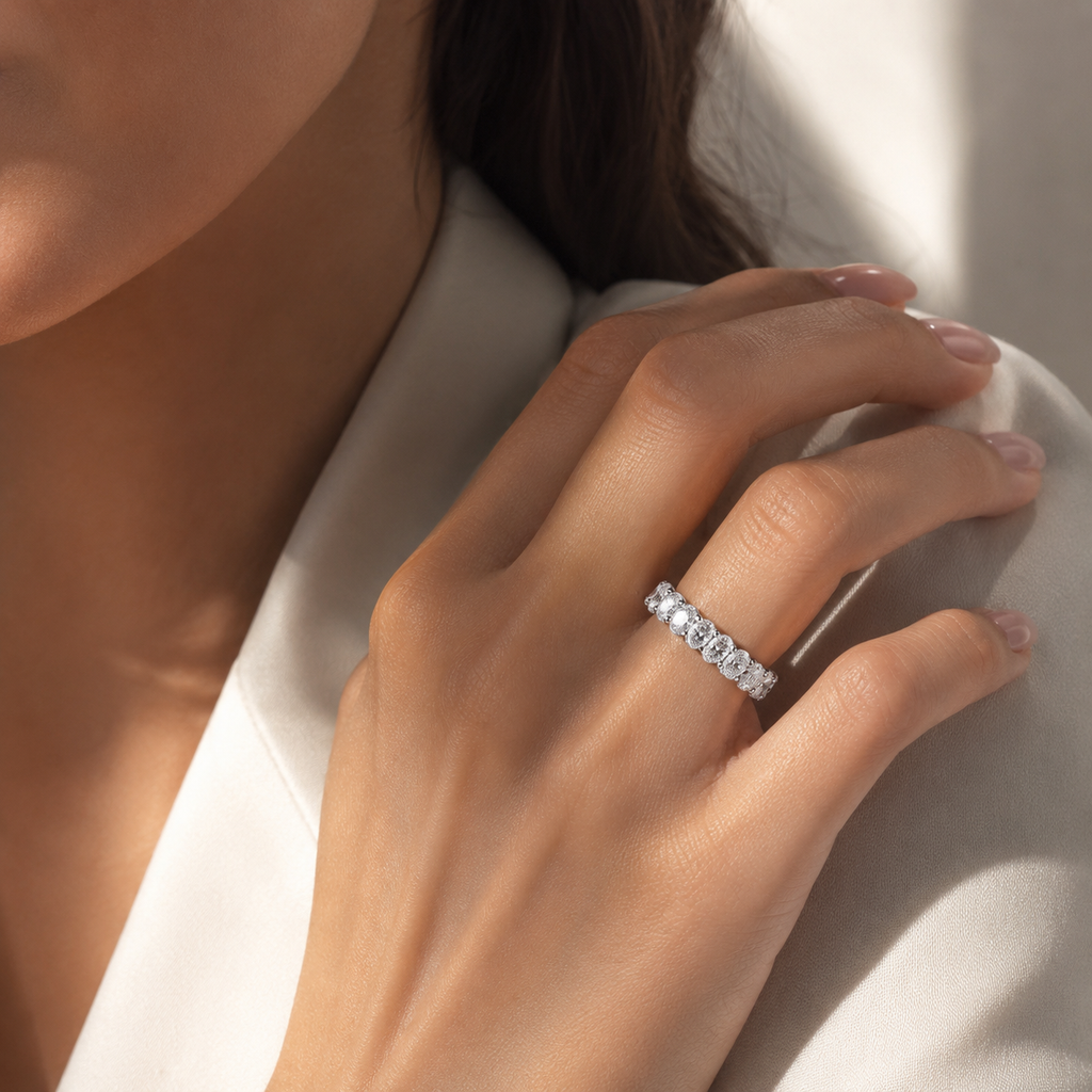18K White Gold Oval Diamond Ring(0.30 ct Each)