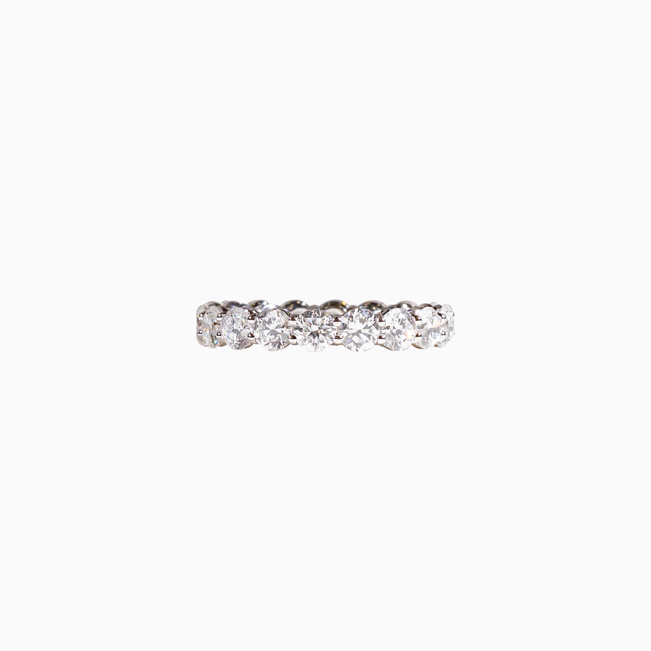 18K White Gold Round Diamond Ring(0.15 ct Each)