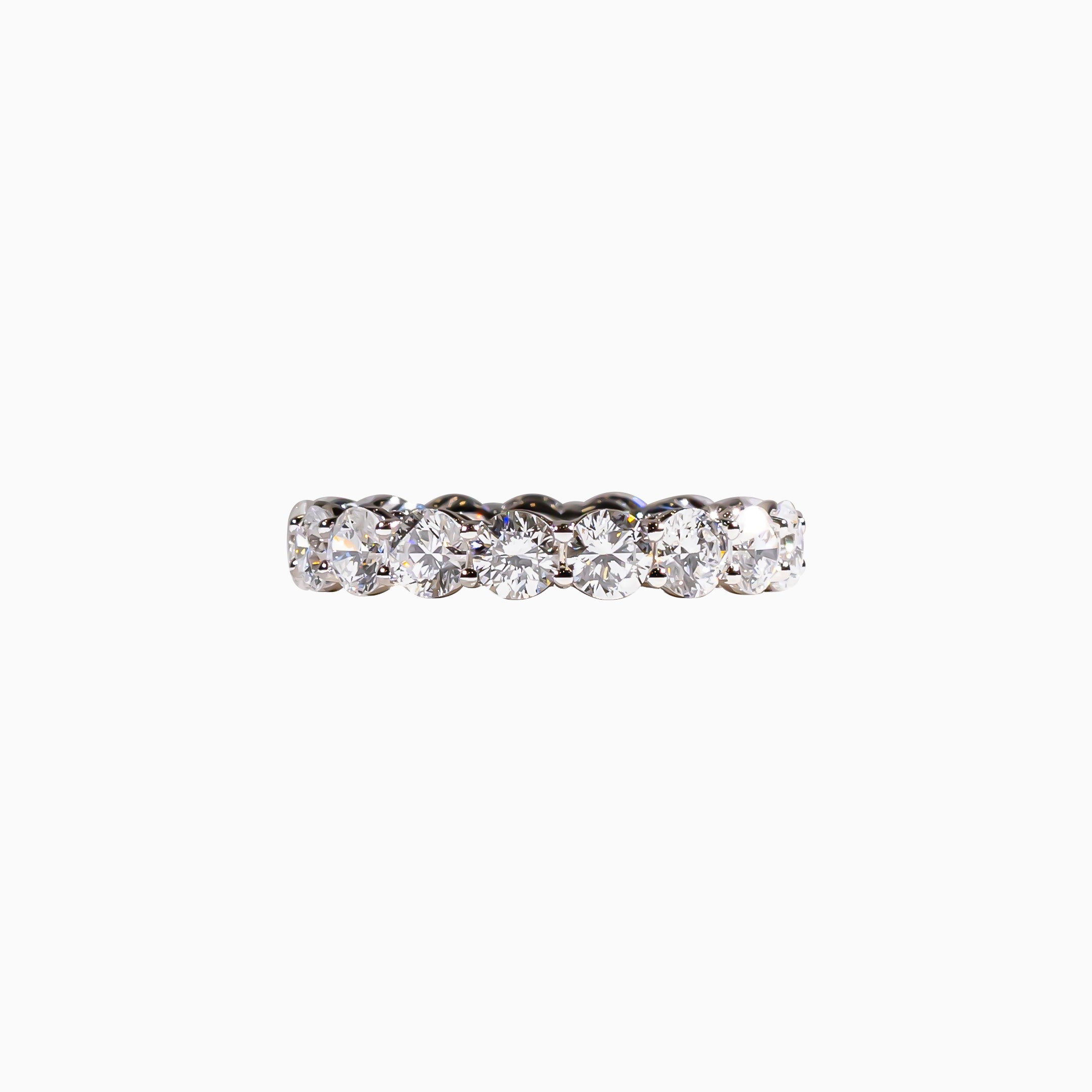 18K White Gold Round Diamond Ring(0.20 ct Each)