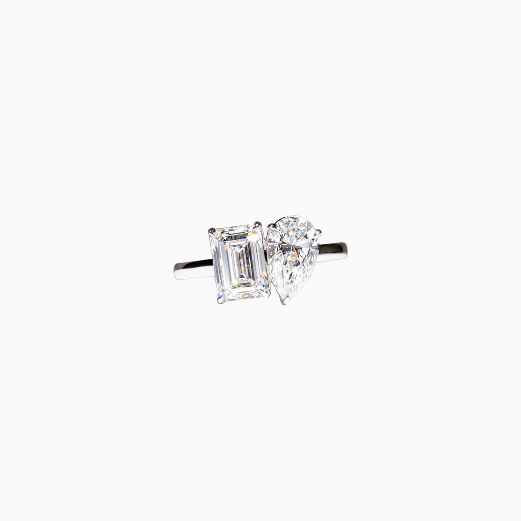 18K White Gold Multi-Stone Diamond Ring（2.77 Carat）
