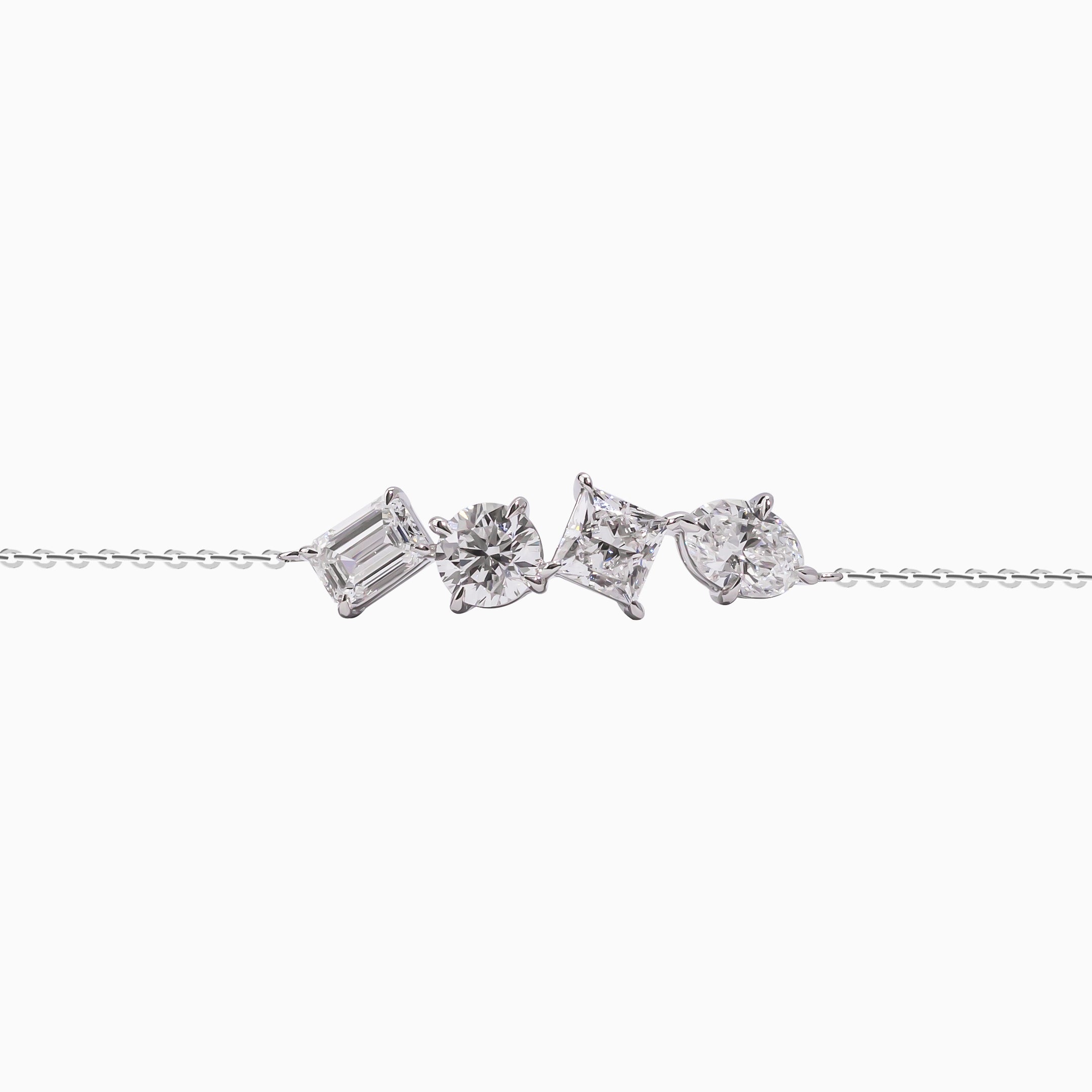 14K White Gold Diamond Bracelet (2.55g)