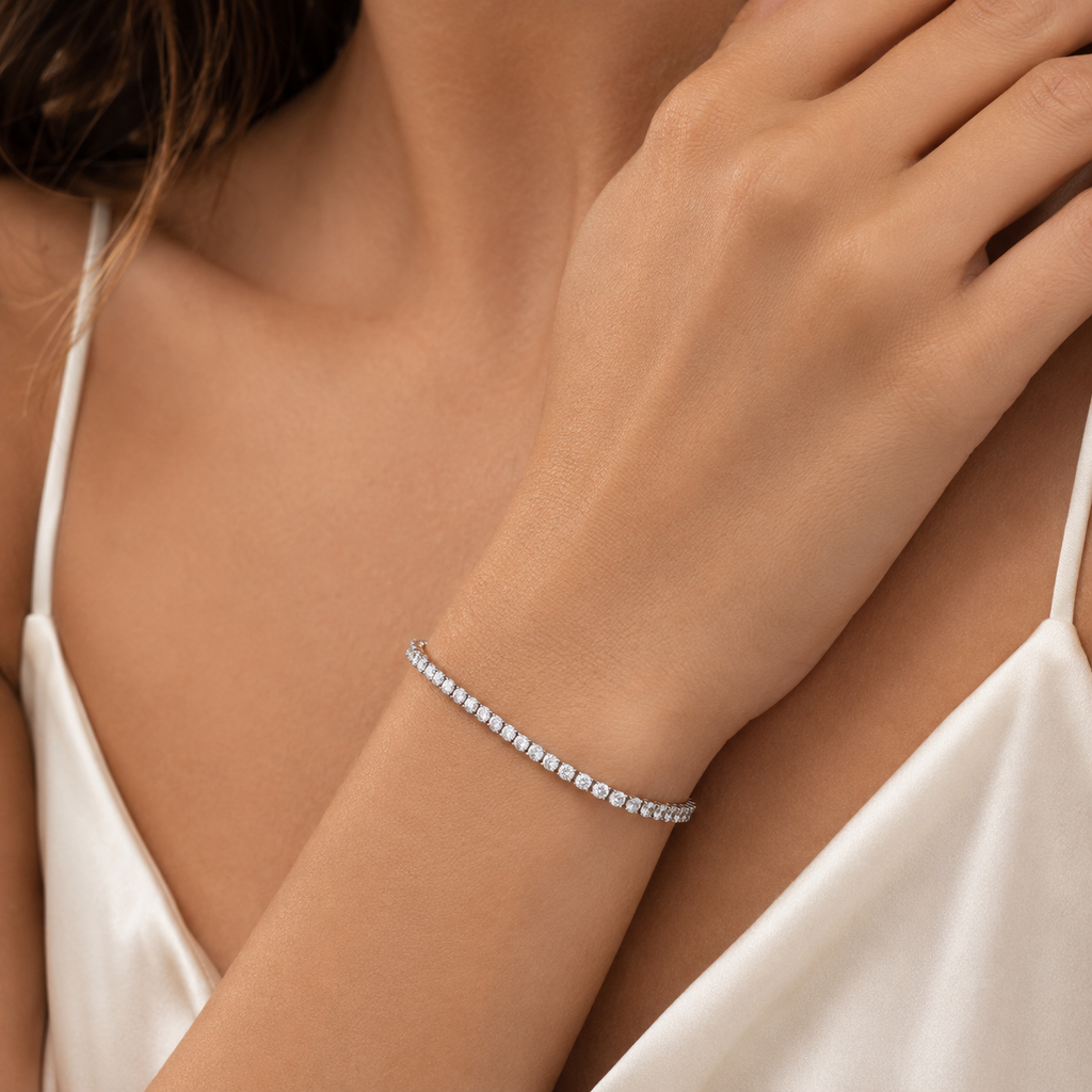18K White Gold Diamond Tennis Bracelet（(0.10ct each)）