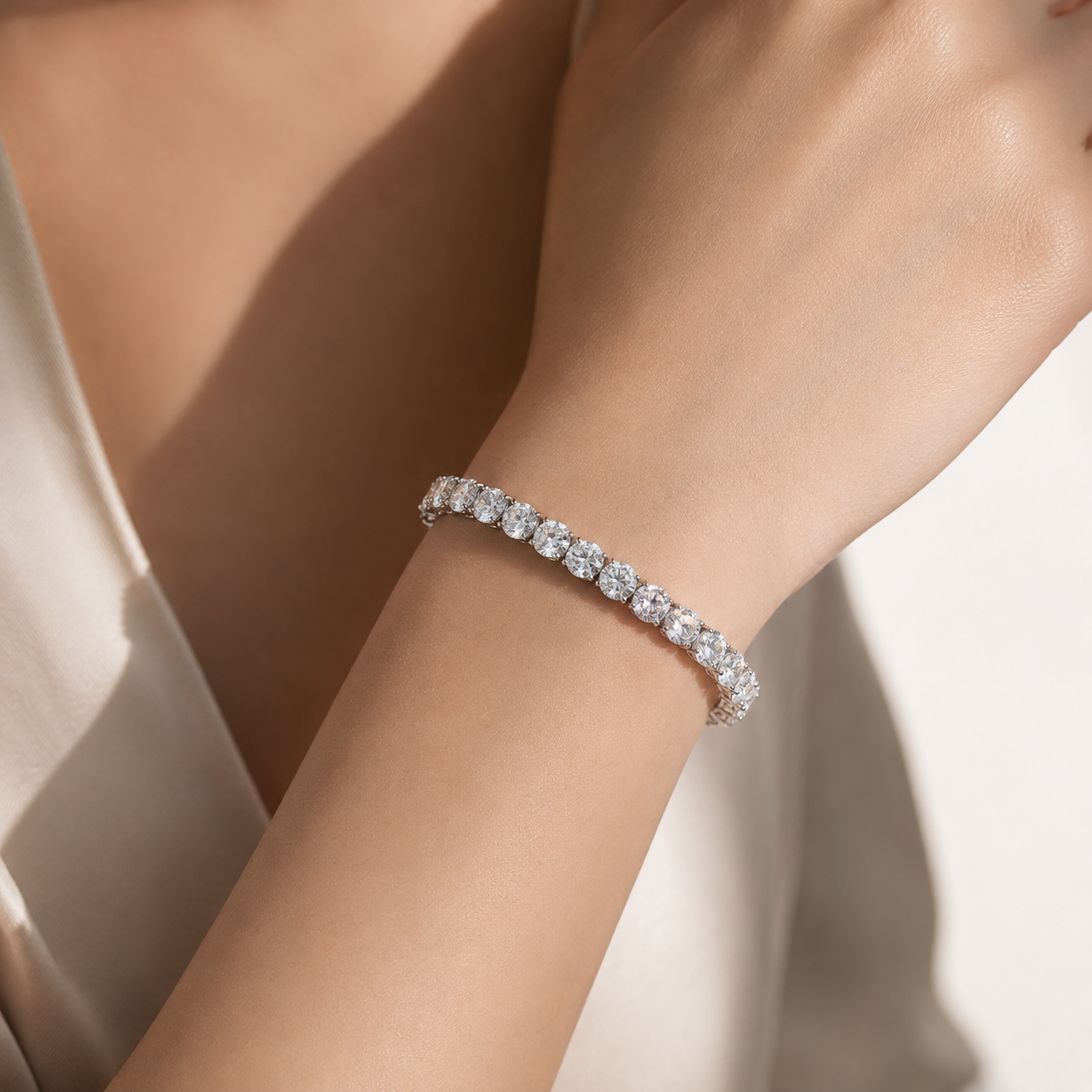 18K White Gold Diamond Eternity Bracelet(0.50ct each)